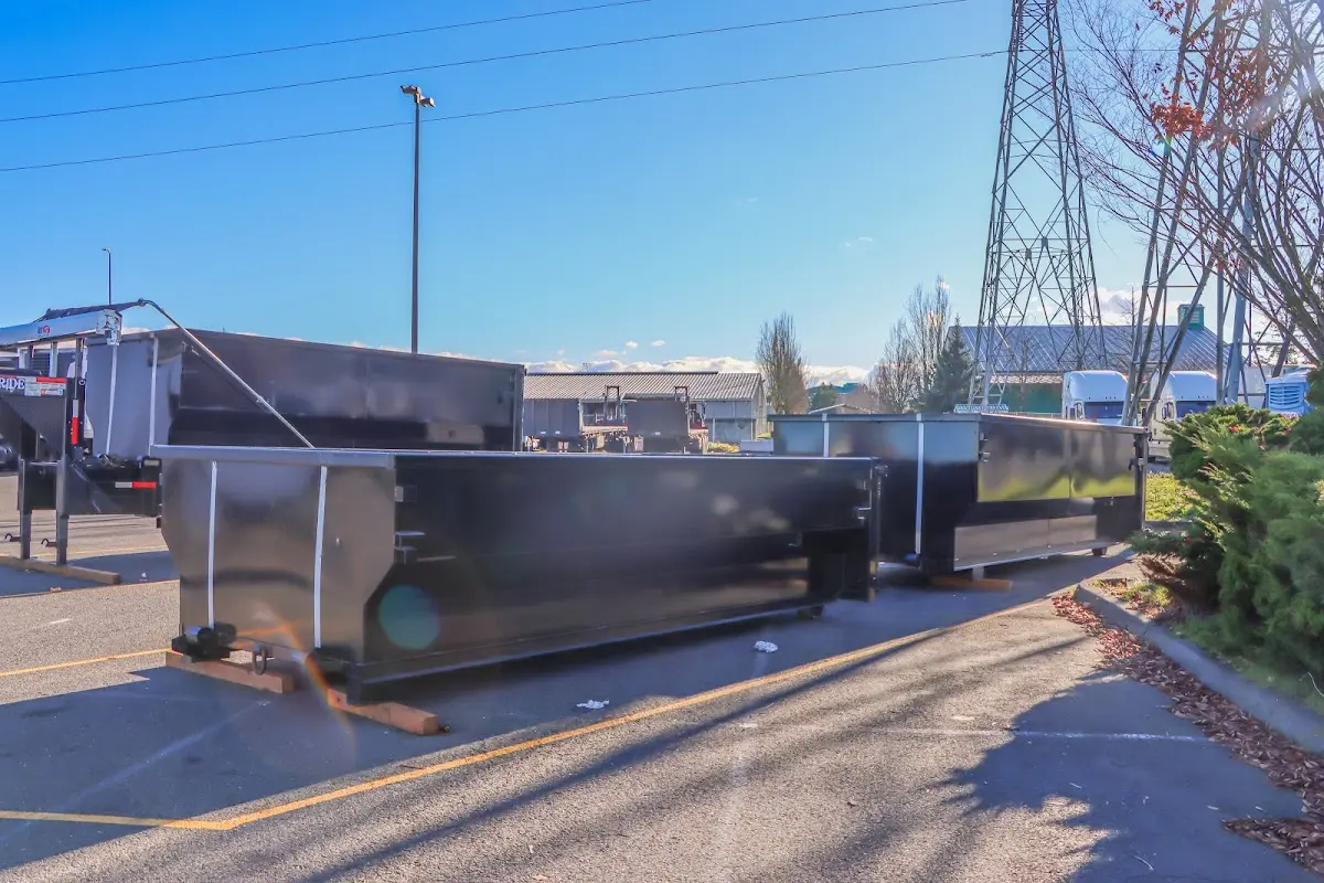 Professional dumpster rental and junk removal service in Farmington Hills